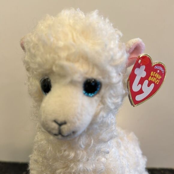 TY Beanie Baby 6" LILY White Llama Plush Animal Stuffed Toy MWMTs Ty Heart Tags - Picture 3 of 10